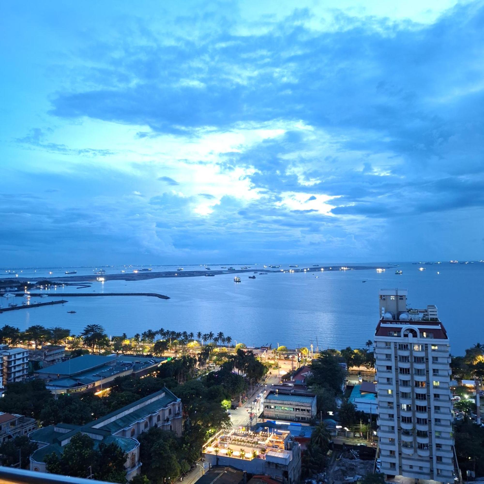 Manila Bayview Rental Luaran gambar