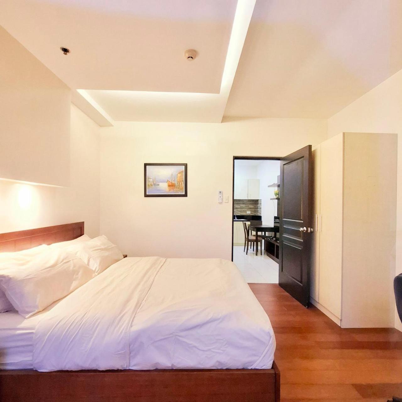 Manila Bayview Rental Luaran gambar